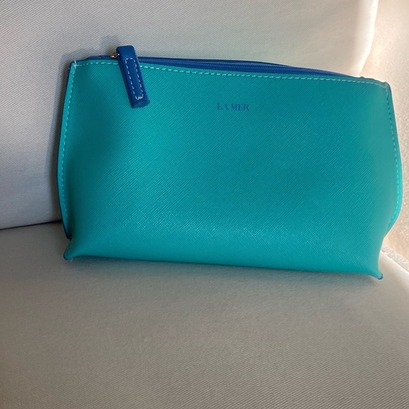 Gorgeous La Mer makeup bag - Picture 10 of 12